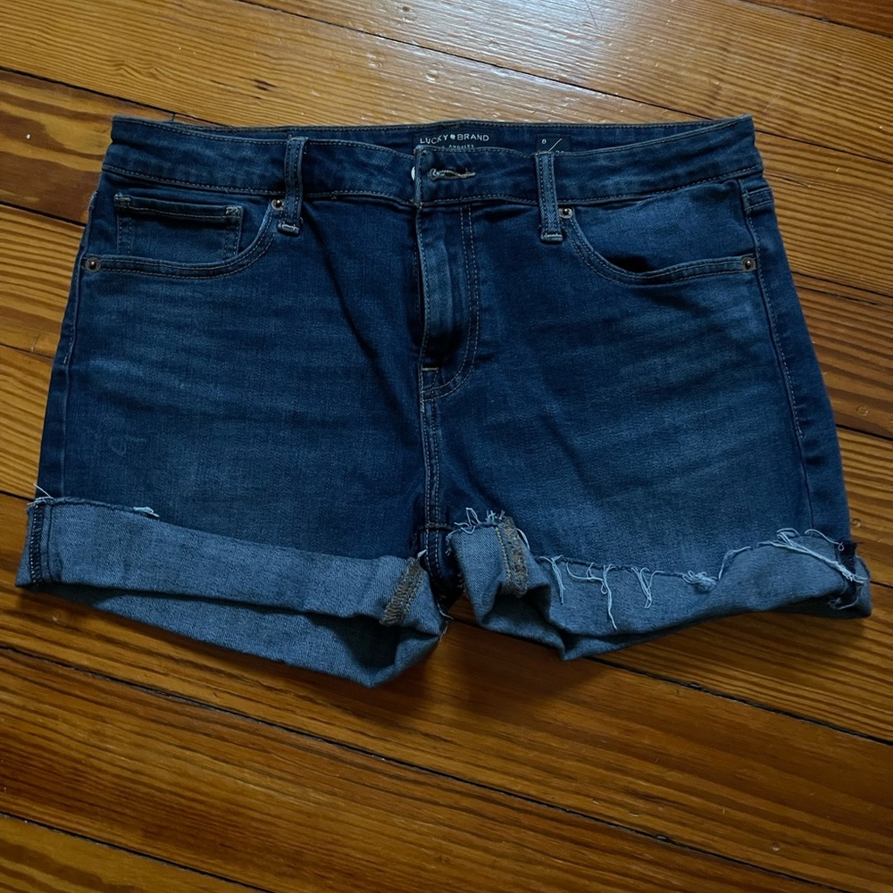 Lucky Brand the Roll Up shorts